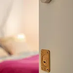Downhouse Habitacions-en Casa Compartida-